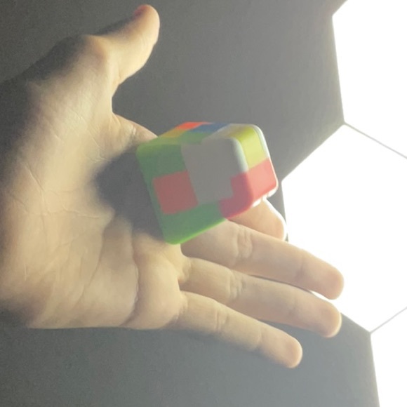 Colorful Interactive Block - Picture 4 of 4